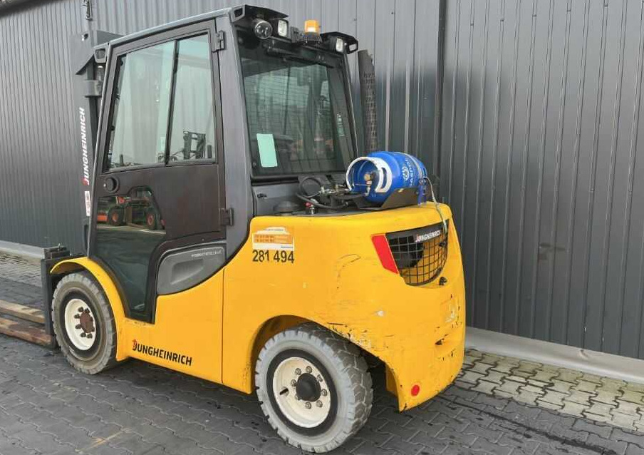 Jungheinrich TFG550s - رافعة شوكية تعمل بالغاز: صور 3 Jungheinrich TFG550s - رافعة شوكية تعمل بالغاز: صور 3