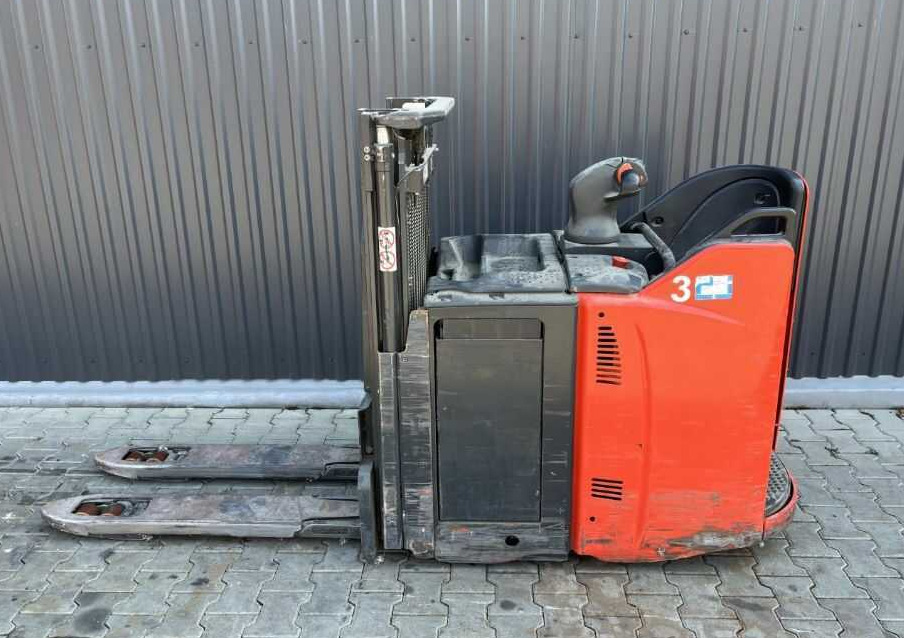 Linde D12SPHP - معدات تكديس: صور 2 Linde D12SPHP - معدات تكديس: صور 2