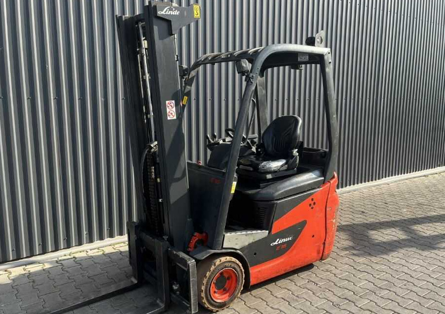 Linde E16C - رافعة شوكية كهربائية: صور 1 Linde E16C - رافعة شوكية كهربائية: صور 1