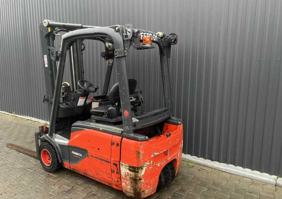 Linde E20L-02 - رافعة شوكية كهربائية: صور 3 Linde E20L-02 - رافعة شوكية كهربائية: صور 3