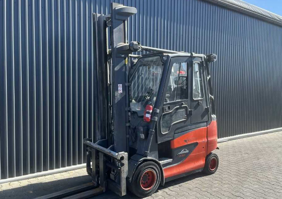 Linde E30H-01/600 - رافعة شوكية كهربائية: صور 1 Linde E30H-01/600 - رافعة شوكية كهربائية: صور 1