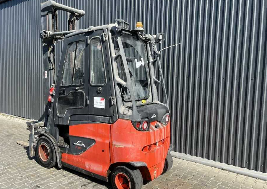 Linde E30H-01/600 - رافعة شوكية كهربائية: صور 3 Linde E30H-01/600 - رافعة شوكية كهربائية: صور 3