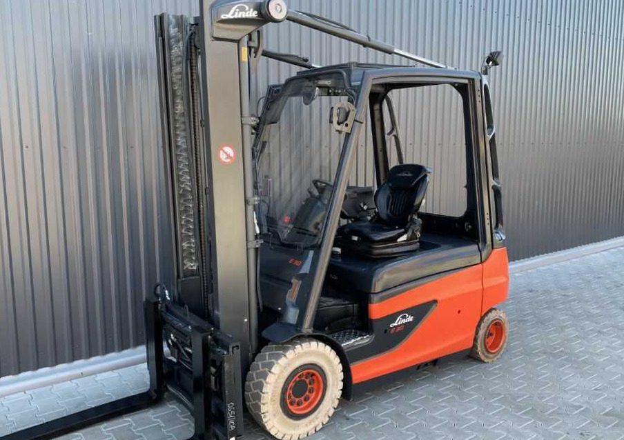Linde E30L-01 - رافعة شوكية كهربائية: صور 2 Linde E30L-01 - رافعة شوكية كهربائية: صور 2