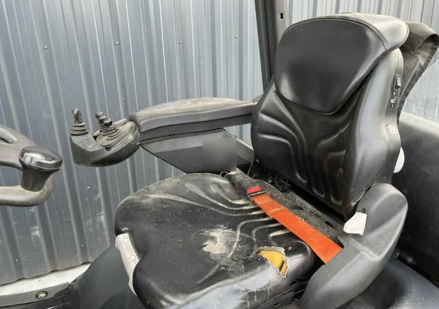 رافعة شوكية تعمل بالغاز Linde H16T-01: صور 6 رافعة شوكية تعمل بالغاز Linde H16T-01: صور 6