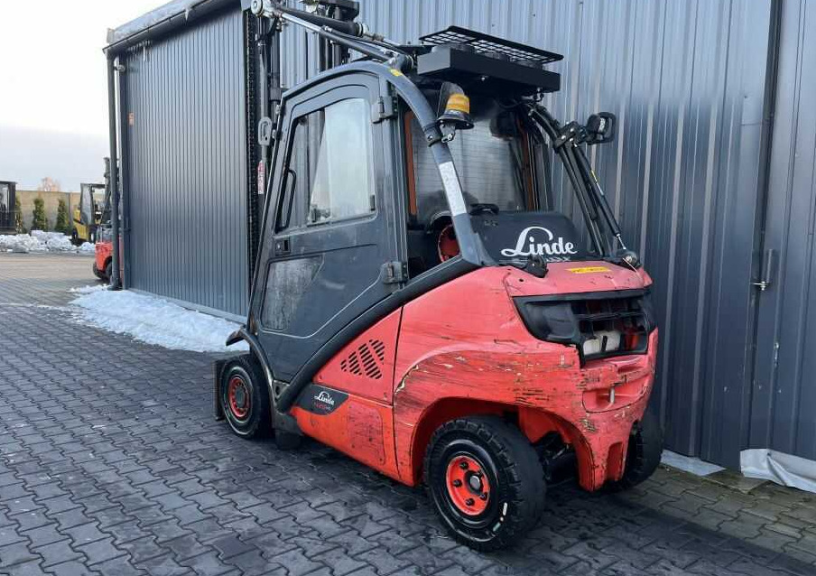 Linde H25T-02 - رافعة شوكية تعمل بالغاز: صور 3 Linde H25T-02 - رافعة شوكية تعمل بالغاز: صور 3
