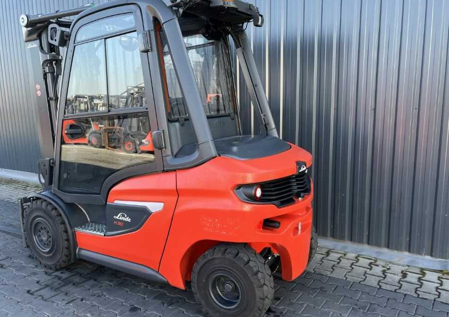 Linde H30D-01 - رافعة شوكية ديزل: صور 3 Linde H30D-01 - رافعة شوكية ديزل: صور 3