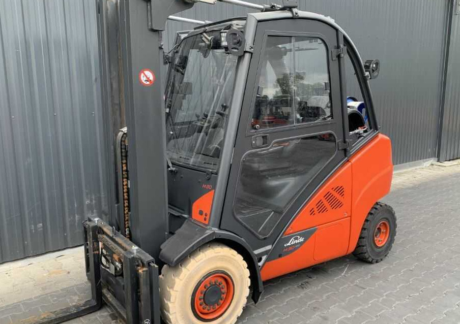 Linde H30T-02 - رافعة شوكية تعمل بالغاز: صور 4 Linde H30T-02 - رافعة شوكية تعمل بالغاز: صور 4