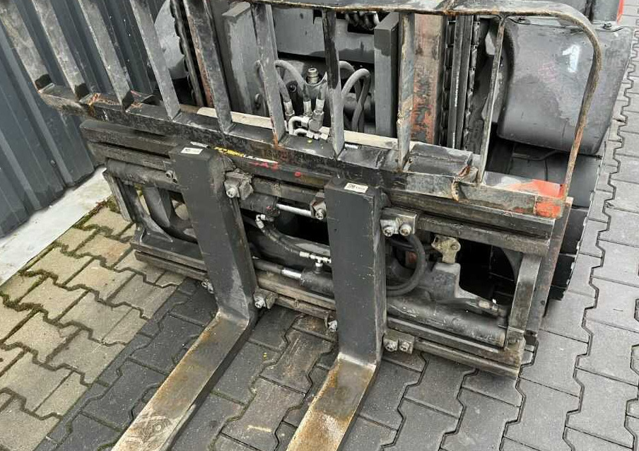 Linde H40CNG-02 - رافعة شوكية تعمل بالغاز: صور 3 Linde H40CNG-02 - رافعة شوكية تعمل بالغاز: صور 3