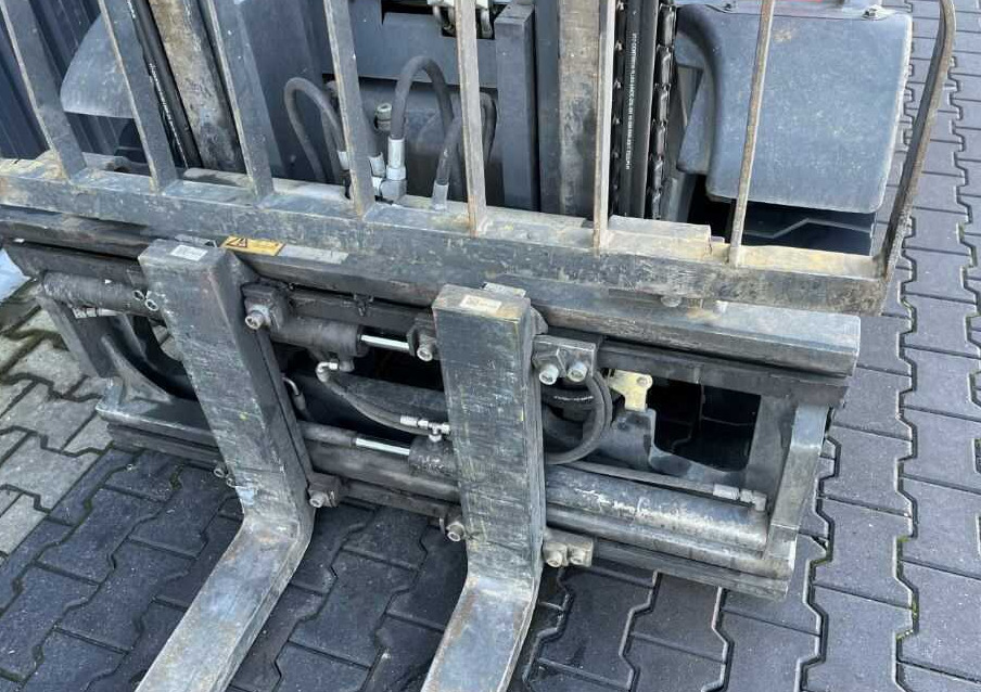Linde H40CNG-02 - رافعة شوكية تعمل بالغاز: صور 1 Linde H40CNG-02 - رافعة شوكية تعمل بالغاز: صور 1