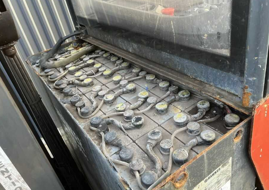 Linde R16HD-01 - شاحنة مناولة: صور 5 Linde R16HD-01 - شاحنة مناولة: صور 5