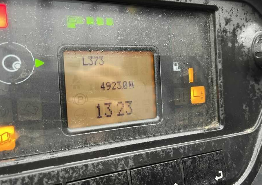 Linde R16HD-01 - شاحنة مناولة: صور 5 Linde R16HD-01 - شاحنة مناولة: صور 5