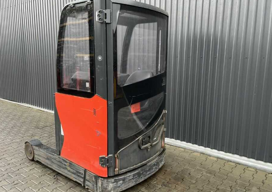Linde R16HD-01 - شاحنة مناولة: صور 3 Linde R16HD-01 - شاحنة مناولة: صور 3