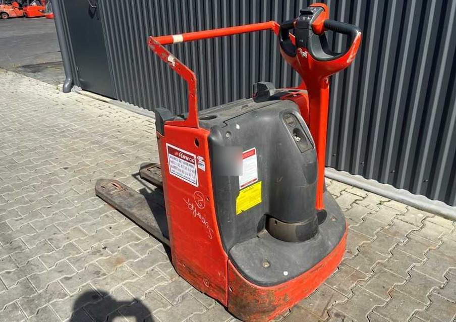 Linde T16L - معدات الرفع منخفض المستوى: صور 3 Linde T16L - معدات الرفع منخفض المستوى: صور 3