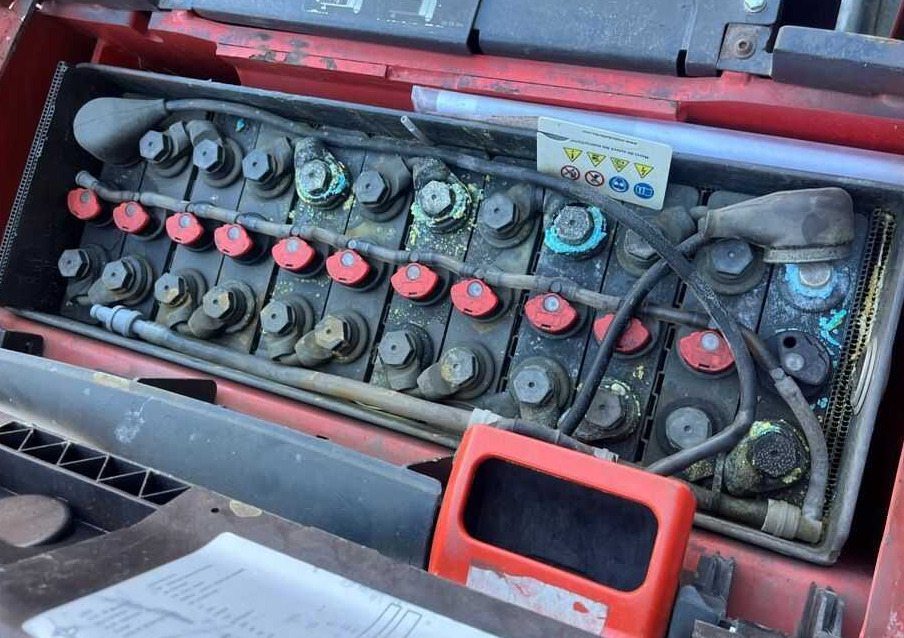 Linde T16L - معدات الرفع منخفض المستوى: صور 5 Linde T16L - معدات الرفع منخفض المستوى: صور 5