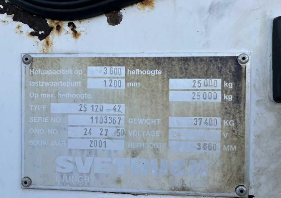 Svetruck 25120-42 - رافعة شوكية ديزل: صور 4 Svetruck 25120-42 - رافعة شوكية ديزل: صور 4