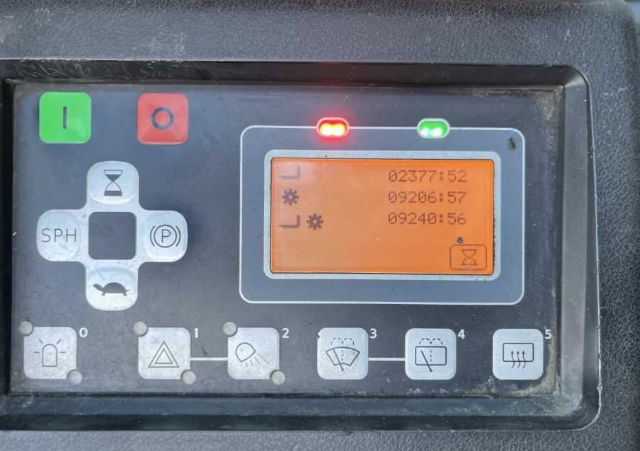 Toyota 8FBE16T - رافعة شوكية كهربائية: صور 5 Toyota 8FBE16T - رافعة شوكية كهربائية: صور 5