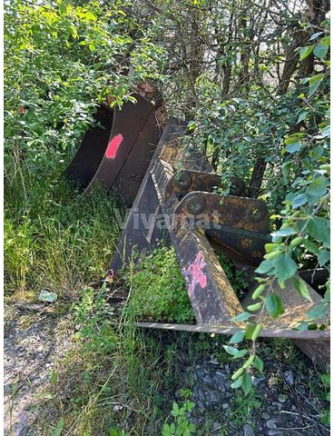 Case 988 - بكت حفار: صور 1 Case 988 - بكت حفار: صور 1