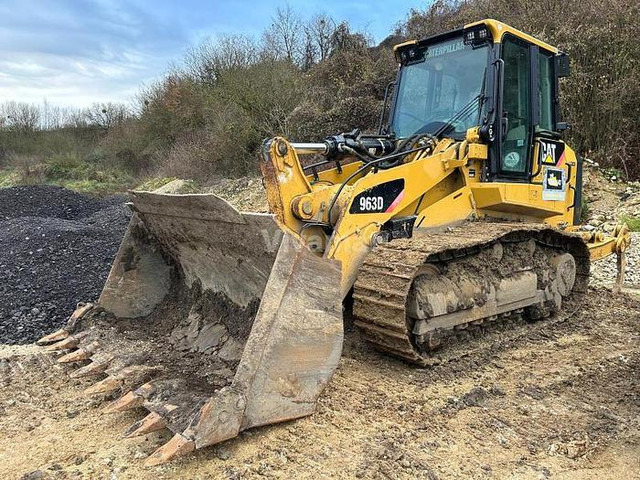 Caterpillar 963D - لودر: صور 1 Caterpillar 963D - لودر: صور 1