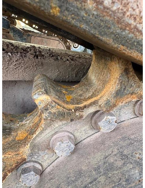 Hitachi ZX650LCH - حفارات زحافة: صور 2 Hitachi ZX650LCH - حفارات زحافة: صور 2