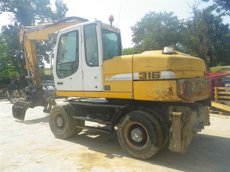 Liebherr A316Li - حفارة: صور 2 Liebherr A316Li - حفارة: صور 2