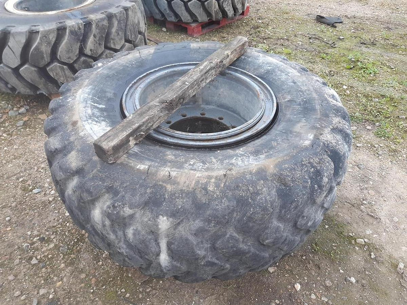 Michelin 20.5R25XLDD2A - الإطارات: صور 3 Michelin 20.5R25XLDD2A - الإطارات: صور 3