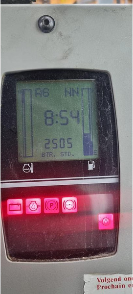 New Holland F 106.6 - آلة تسوية الأرض: صور 2 New Holland F 106.6 - آلة تسوية الأرض: صور 2