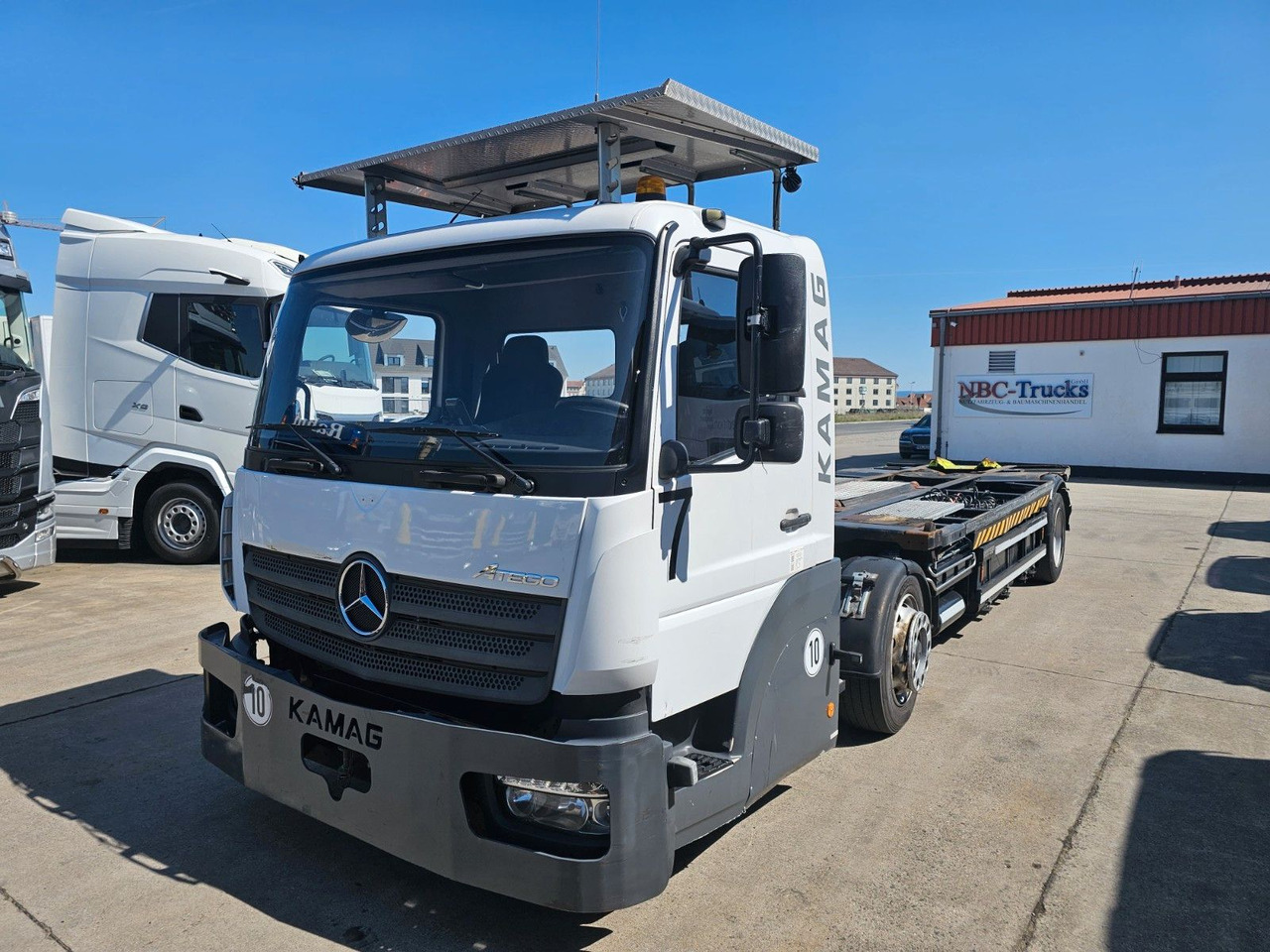 Mercedes-Benz KAMAG * WBH25 * UMSETZER * KLIMA * STANDHEIZ. * - شاحنات الحاويات / جسم علوي قابل للتغيير شاحنة: صور 1 Mercedes-Benz KAMAG * WBH25 * UMSETZER * KLIMA * STANDHEIZ. * - شاحنات الحاويات / جسم علوي قابل للتغيير شاحنة: صور 1