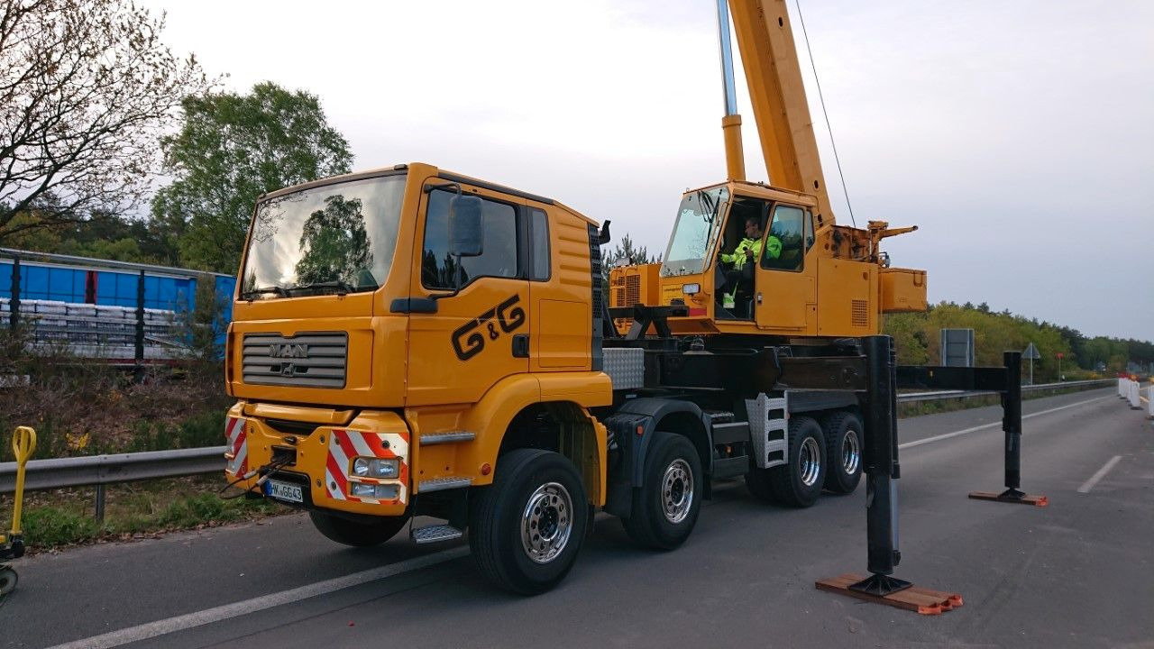 MAN Liebherr LTF 1030-1035-1040 Motor neu - شاحنة كرين: صور 5 MAN Liebherr LTF 1030-1035-1040 Motor neu - شاحنة كرين: صور 5