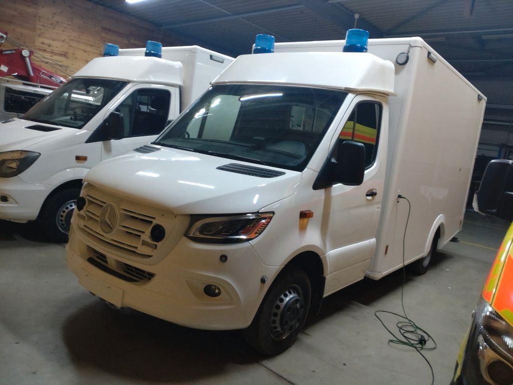 Mercedes-Benz RTW / Tierrettung / Tierarzt / OP Mercedes-Benz RTW / Tierrettung / Tierarzt / OP - سيارة إسعاف: صور 1 Mercedes-Benz RTW / Tierrettung / Tierarzt / OP Mercedes-Benz RTW / Tierrettung / Tierarzt / OP - سيارة إسعاف: صور 1