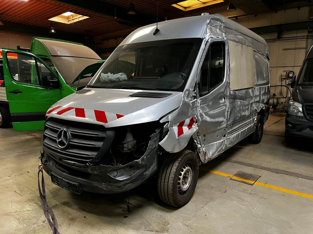 Mercedes-Benz Sprinter III 316 Mercedes-Benz Sprinter III 316 - فان: صور 1 Mercedes-Benz Sprinter III 316 Mercedes-Benz Sprinter III 316 - فان: صور 1