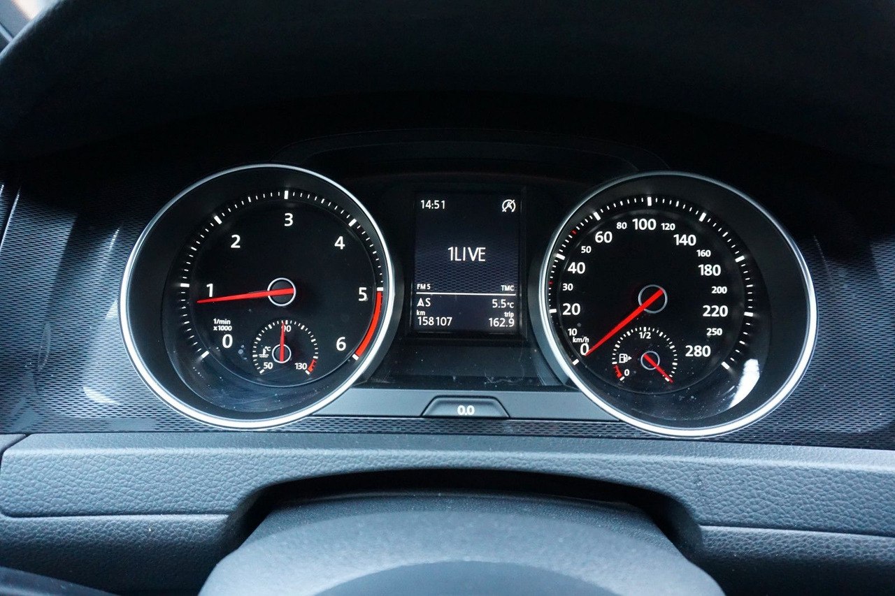 Volkswagen Golf 2.0 TDI DSG BMT GTD - سيدان: صور 5 Volkswagen Golf 2.0 TDI DSG BMT GTD - سيدان: صور 5