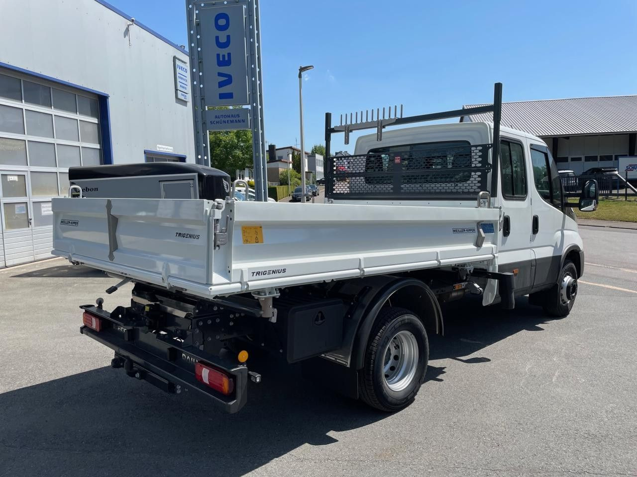 Iveco Daily 70C18H DK - قلاب صغير: صور 4 Iveco Daily 70C18H DK - قلاب صغير: صور 4