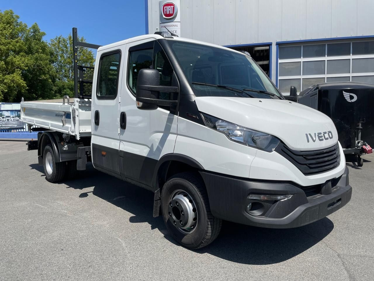 Iveco Daily 70C18H DK - قلاب صغير: صور 2 Iveco Daily 70C18H DK - قلاب صغير: صور 2