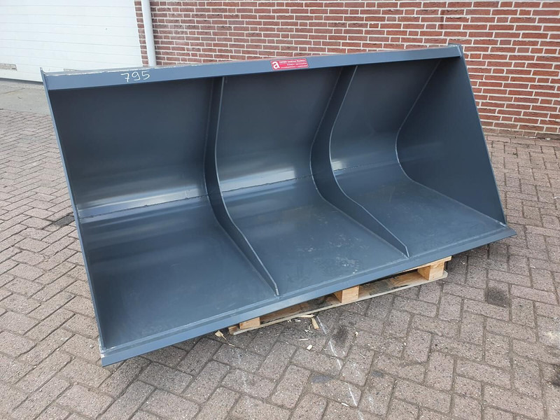 AGM volumebak 925 liter - بكت: صور 2 AGM volumebak 925 liter - بكت: صور 2