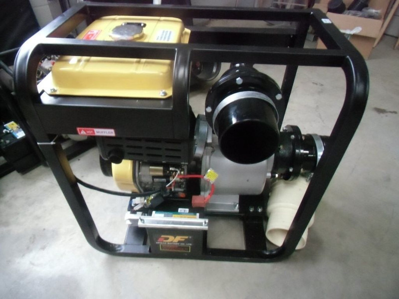 Agomac diesel waterpomp - مضخة مياه: صور 1 Agomac diesel waterpomp - مضخة مياه: صور 1