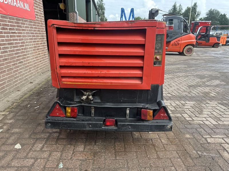 Atlas-Copco Lucht compressor - Gebruikt - ضاغط الهواء: صور 4 Atlas-Copco Lucht compressor - Gebruikt - ضاغط الهواء: صور 4