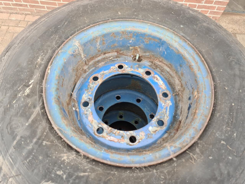 Onbekend - الإطارات والجنوط: صور 4 Onbekend - الإطارات والجنوط: صور 4