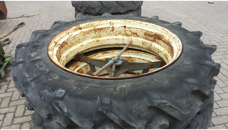 Pirelli - الإطارات والجنوط: صور 3 Pirelli - الإطارات والجنوط: صور 3