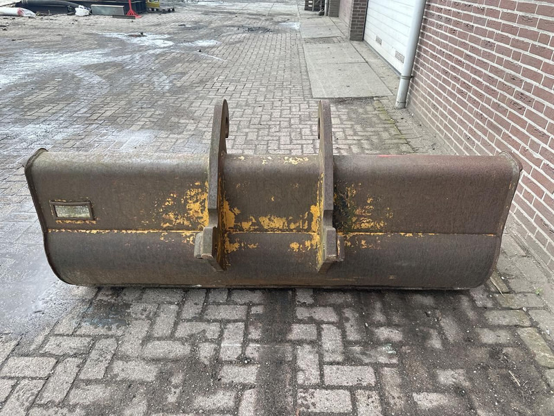 Slotenbak CW 30 - Gebruikt - بكت - آلات البناء: صور 5 Slotenbak CW 30 - Gebruikt - بكت - آلات البناء: صور 5