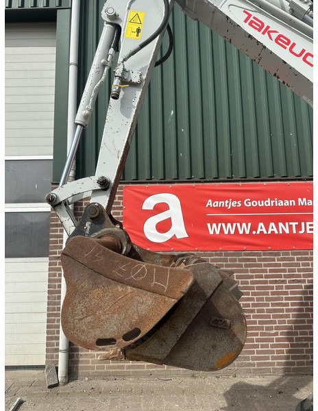 Takeuchi Kraan TB230 - Gebruikt - حفارة مصغرة: صور 5 Takeuchi Kraan TB230 - Gebruikt - حفارة مصغرة: صور 5