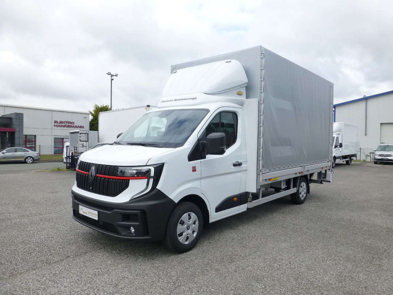 Renault NEW Master Pritsche Plane BÄR Ladebordwand - الشاحنات الصغيرة ستائر: صور 3 Renault NEW Master Pritsche Plane BÄR Ladebordwand - الشاحنات الصغيرة ستائر: صور 3