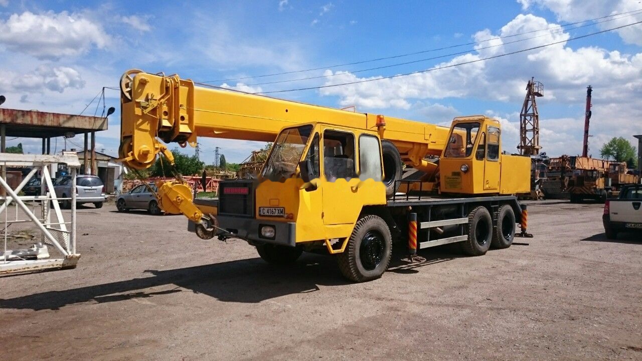 Liebherr LTM 1020 - موبايل كرين: صور 1 Liebherr LTM 1020 - موبايل كرين: صور 1