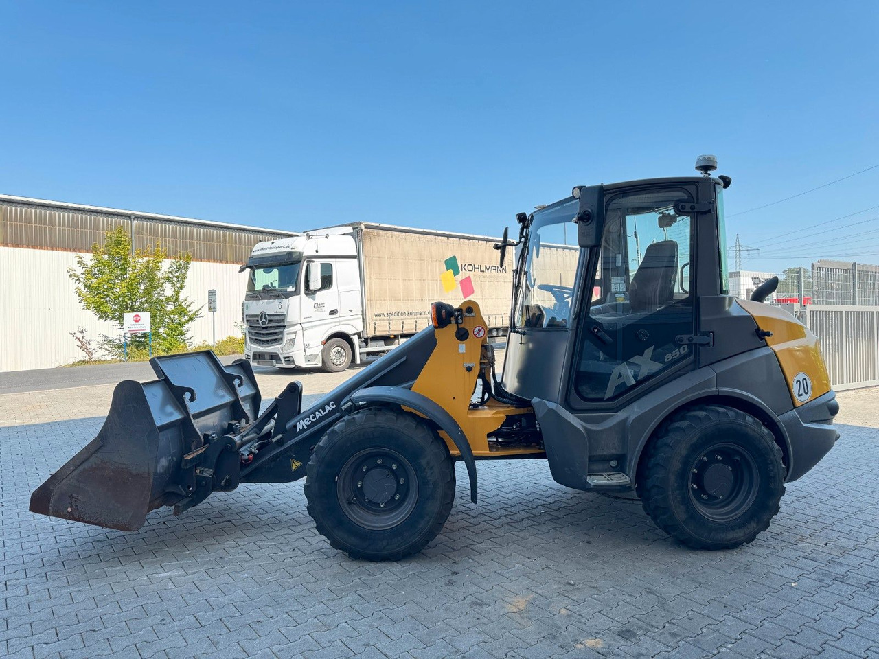 Ahlmann AX 850 / nur: 671h / 11.2022 / Gabel / Schaufel - اللودر بعجل: صور 5 Ahlmann AX 850 / nur: 671h / 11.2022 / Gabel / Schaufel - اللودر بعجل: صور 5