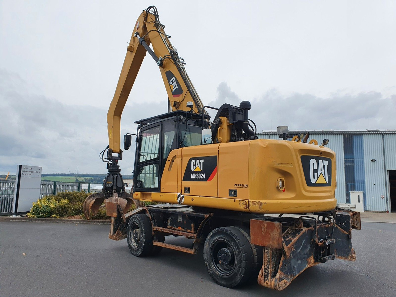 CAT MH3024 / MH 3024 / Greifer / 2018 / 9.424h - حفارة على عجلات: صور 5 CAT MH3024 / MH 3024 / Greifer / 2018 / 9.424h - حفارة على عجلات: صور 5