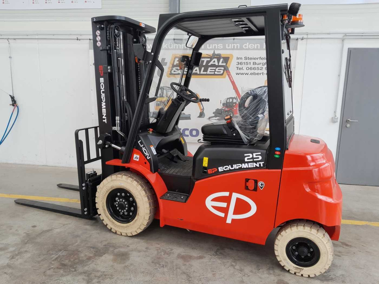 EP Equipment EFL253 / Triplex: 4,80m / SS / Neu - رافعة شوكية كهربائية: صور 3 EP Equipment EFL253 / Triplex: 4,80m / SS / Neu - رافعة شوكية كهربائية: صور 3