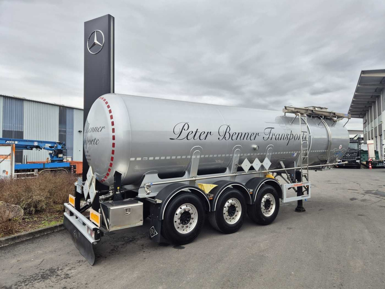 Feldbinder TSA 30.3 Gefahrgut ADR, 1 Kammer 30.000 Liter - نصف مقطورة صهريج: صور 3 Feldbinder TSA 30.3 Gefahrgut ADR, 1 Kammer 30.000 Liter - نصف مقطورة صهريج: صور 3