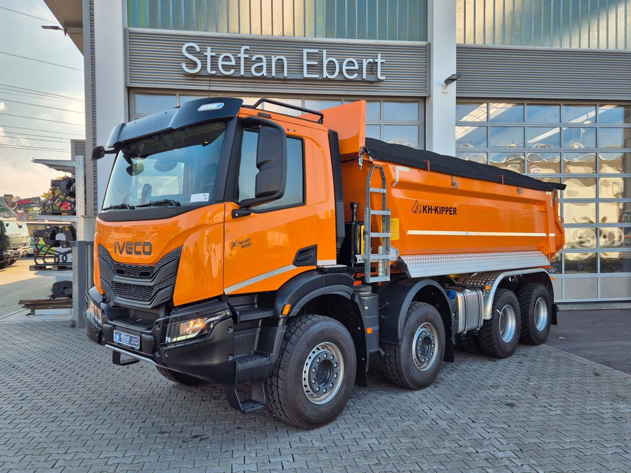 Iveco AD360X54Z HR OFF 8x4 Intarder AHK - قلابات: صور 4 Iveco AD360X54Z HR OFF 8x4 Intarder AHK - قلابات: صور 4