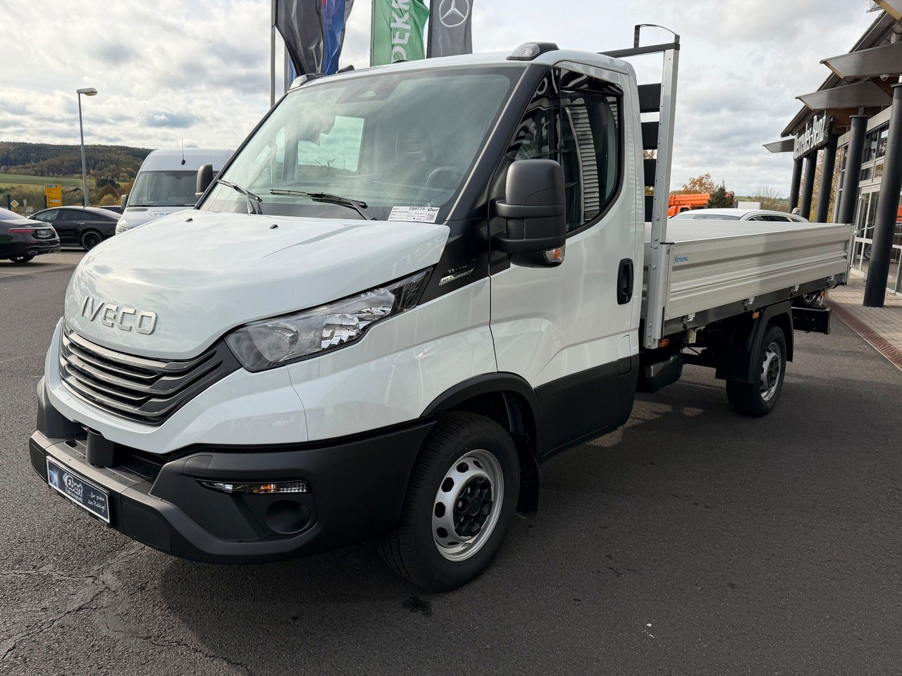 Iveco Daily 35S14 A8*R3.450mm*Automatik*Kamera*2Sitze* - قلاب صغير: صور 3 Iveco Daily 35S14 A8*R3.450mm*Automatik*Kamera*2Sitze* - قلاب صغير: صور 3