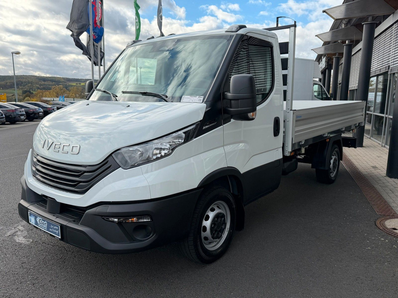Iveco Daily 35S14 A8*R3.450mm*Automatik*Kamera*3Sitze* - قلاب صغير: صور 3 Iveco Daily 35S14 A8*R3.450mm*Automatik*Kamera*3Sitze* - قلاب صغير: صور 3