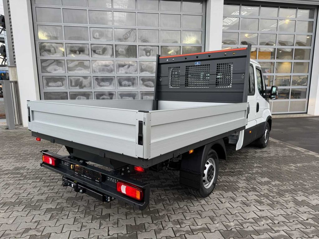 Iveco Daily 35S16 A8 Pritsche *7-Sitze*AHK*Automatik* Iveco Daily 35S16 A8 Pritsche *7-Sitze*AHK*Automatik* - الشاحنات الصغيرة المسطحة: صور 5 Iveco Daily 35S16 A8 Pritsche *7-Sitze*AHK*Automatik* Iveco Daily 35S16 A8 Pritsche *7-Sitze*AHK*Automatik* - الشاحنات الصغيرة المسطحة: صور 5